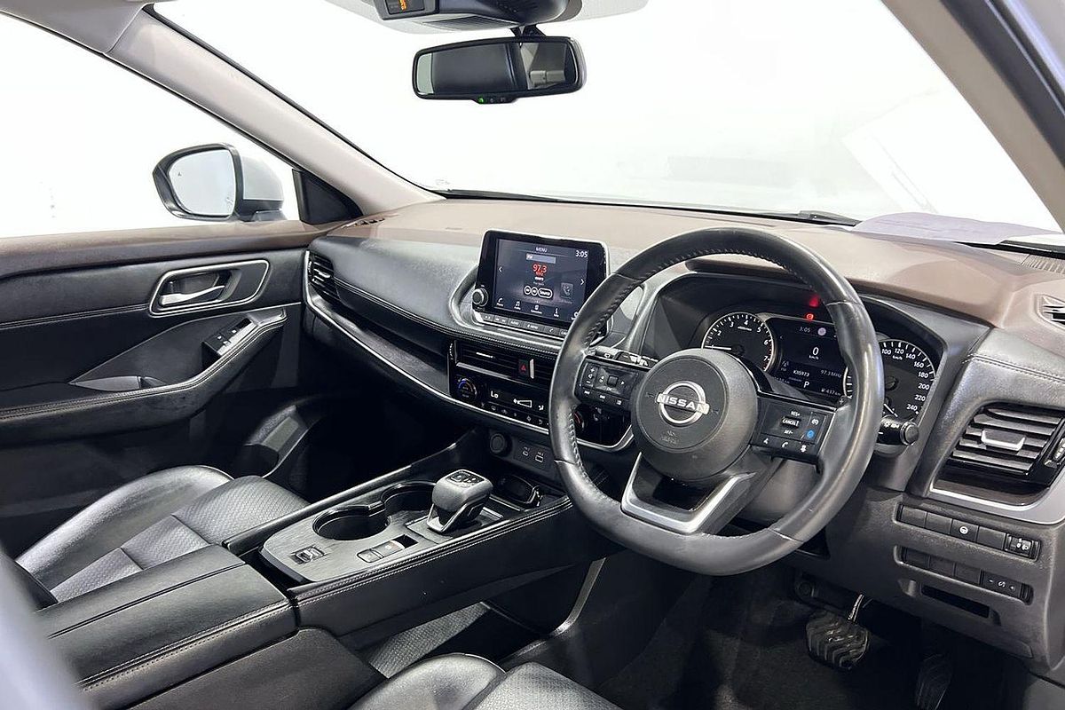 2023 Nissan X-TRAIL ST-L T33