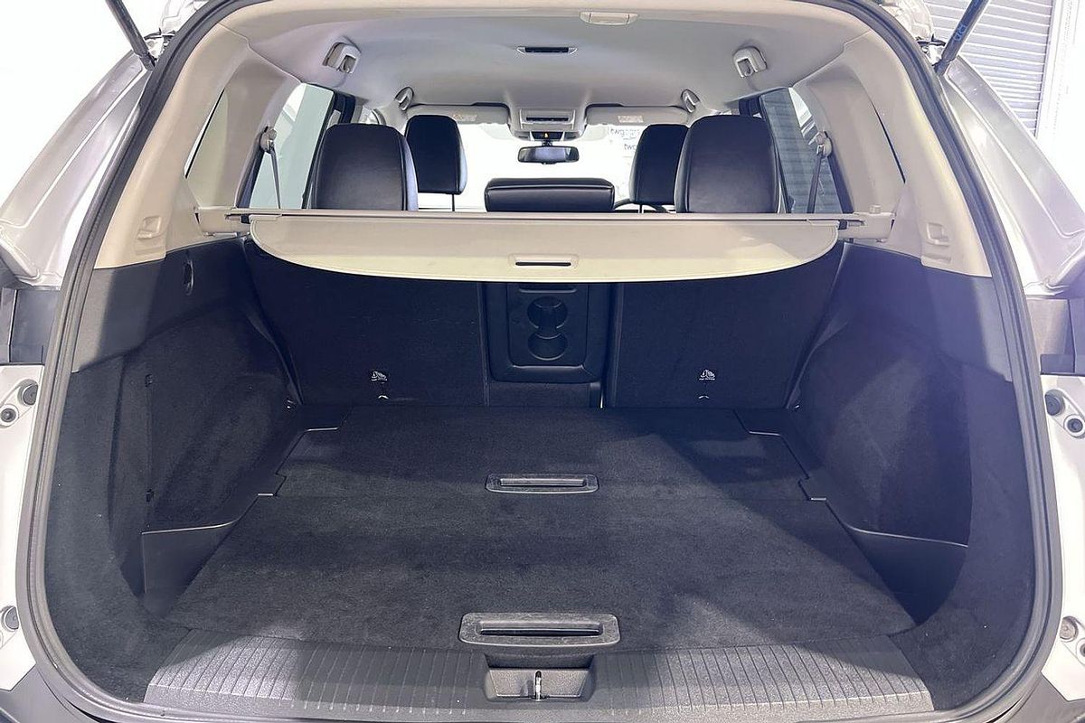 2023 Nissan X-TRAIL ST-L T33