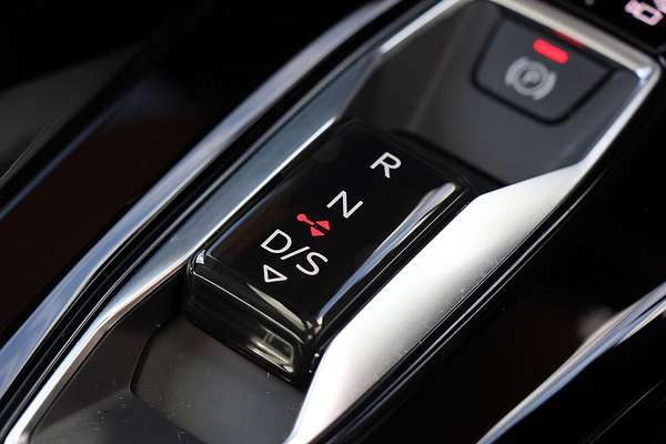 2025 Audi Q5 TFSI 150kW GU