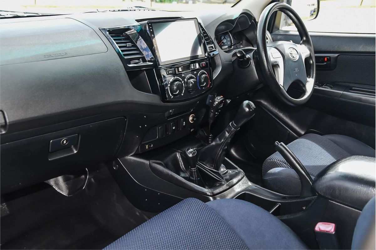 2014 Toyota Hilux SR KUN26R 4X4