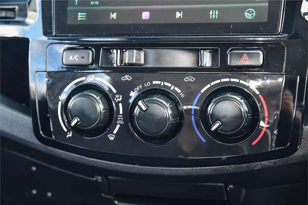 2014 Toyota Hilux SR KUN26R 4X4