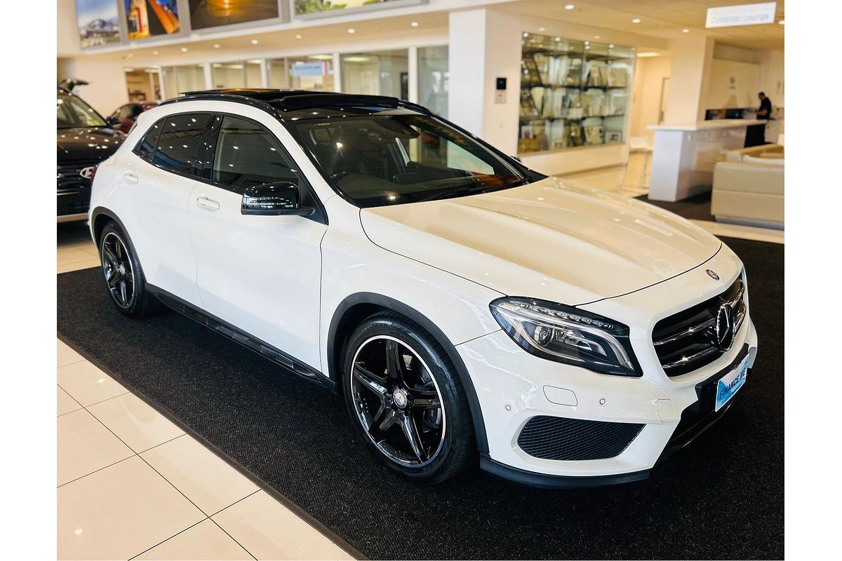 2014 Mercedes-Benz GLA-Class GLA250 X156