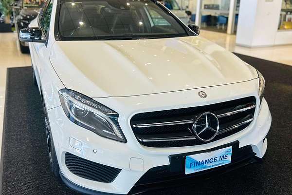 2014 Mercedes-Benz GLA-Class GLA250 X156