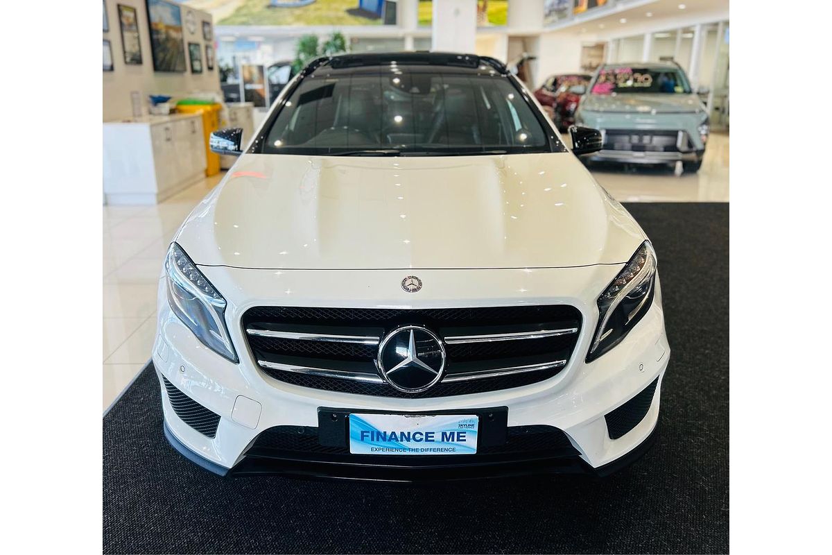 2014 Mercedes-Benz GLA-Class GLA250 X156