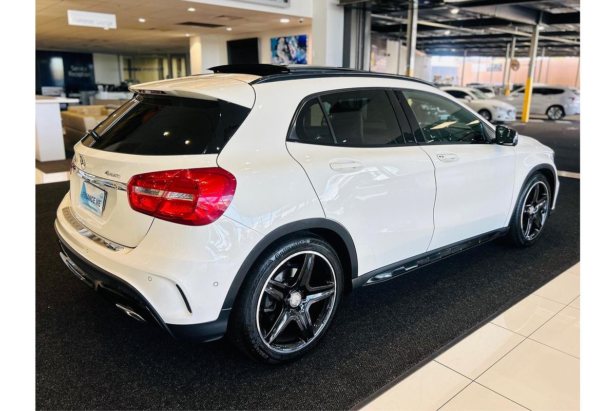 2014 Mercedes-Benz GLA-Class GLA250 X156