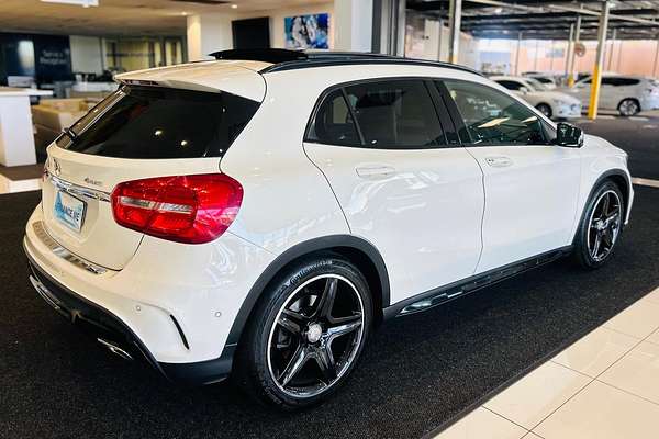 2014 Mercedes-Benz GLA-Class GLA250 X156