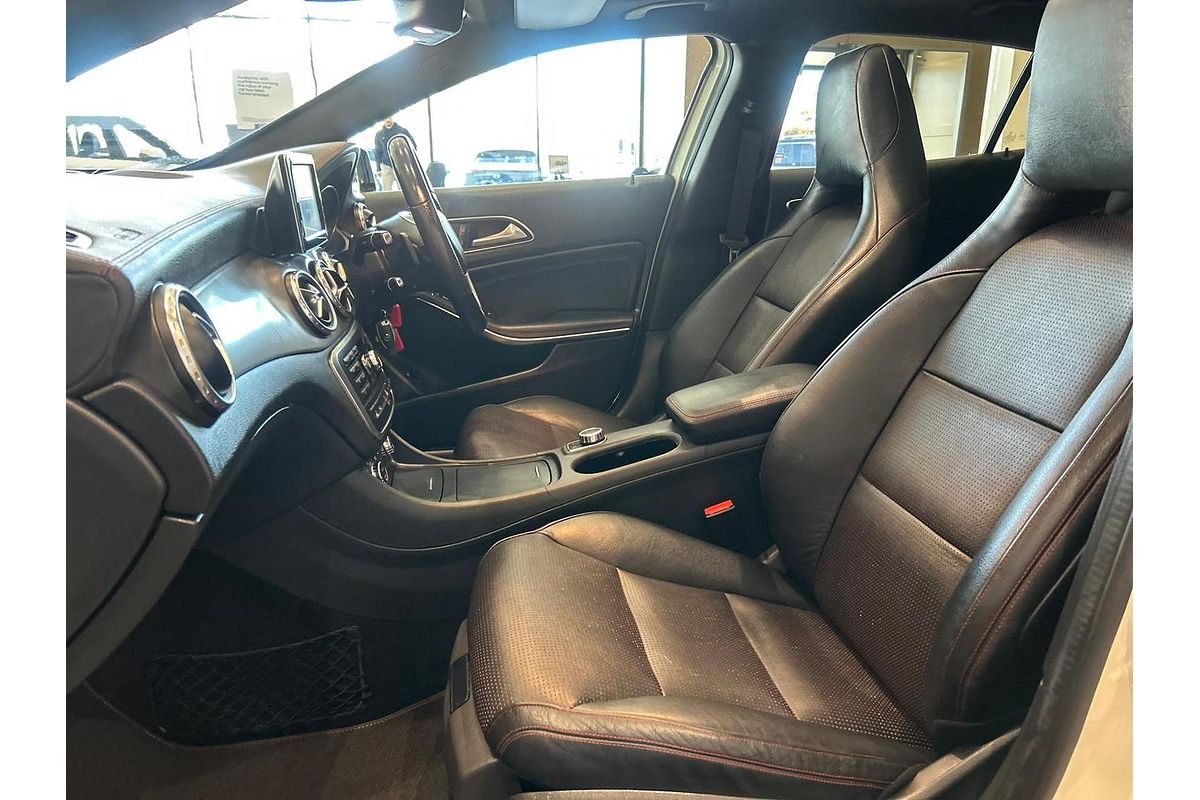 2014 Mercedes-Benz GLA-Class GLA250 X156