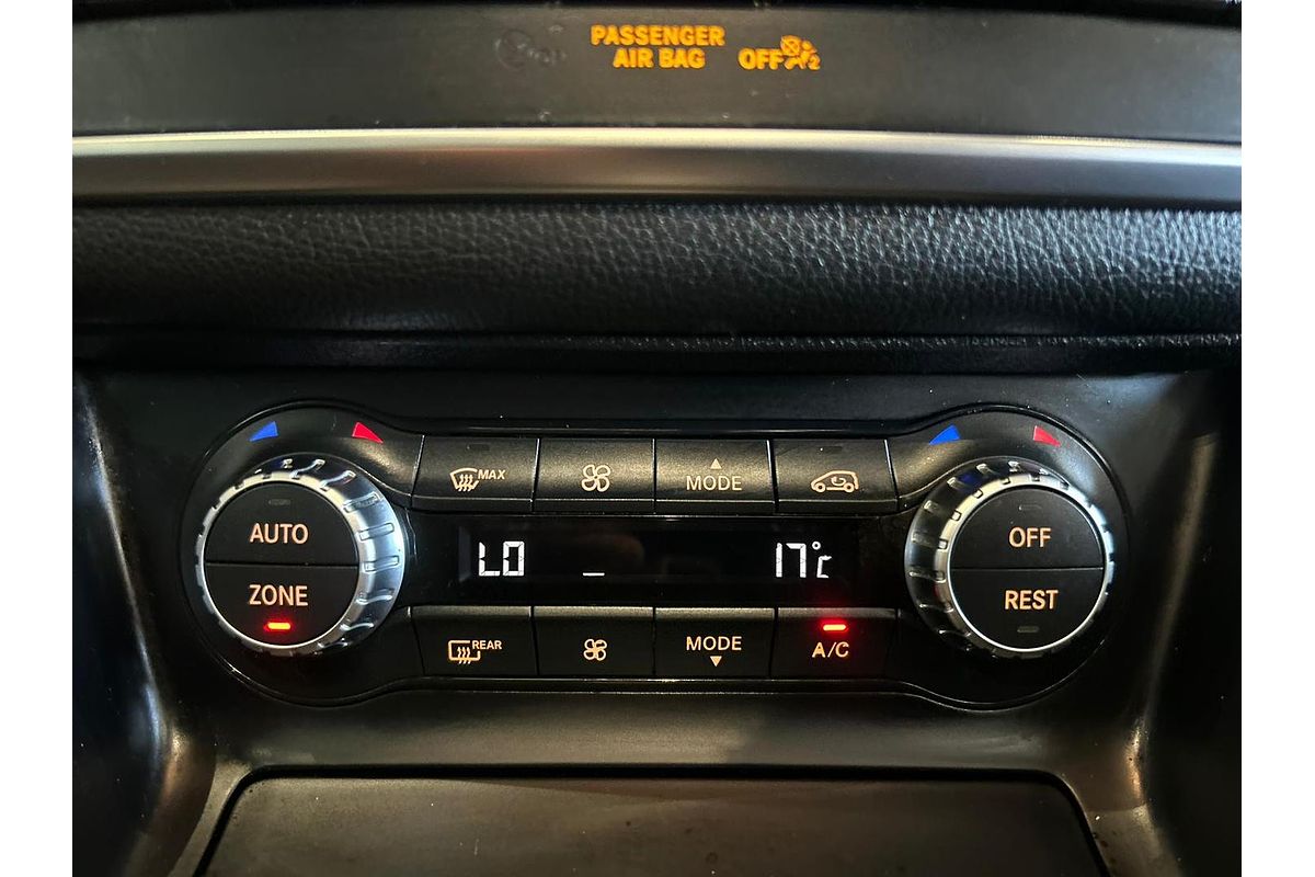 2014 Mercedes-Benz GLA-Class GLA250 X156