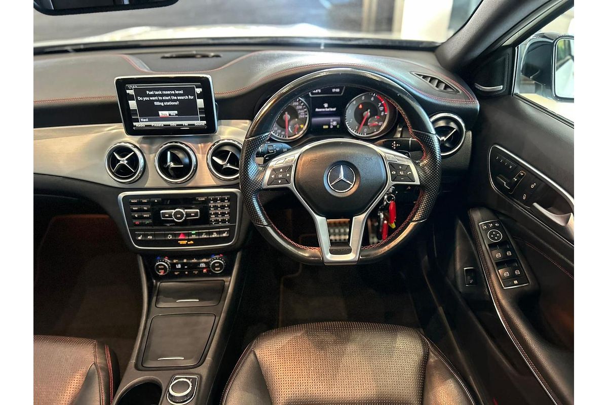 2014 Mercedes-Benz GLA-Class GLA250 X156