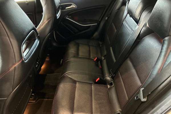 2014 Mercedes-Benz GLA-Class GLA250 X156