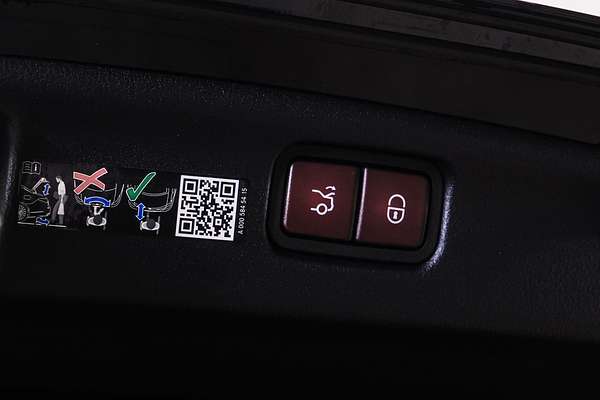 2024 Mercedes-Benz C-Class C63 AMG S E Performance W206