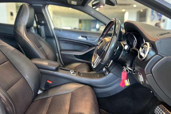 2014 Mercedes-Benz GLA-Class GLA250 X156