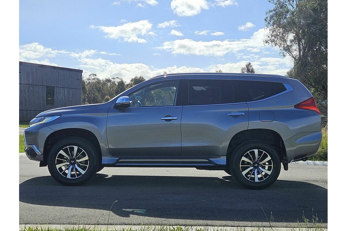 2016 Mitsubishi Pajero Sport GLX QE