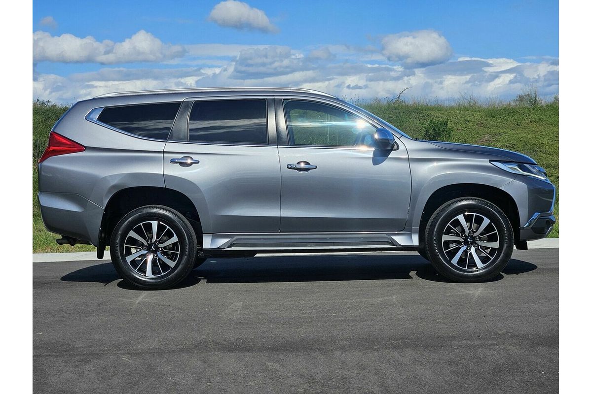 2016 Mitsubishi Pajero Sport GLX QE