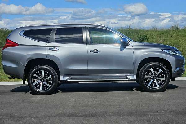 2016 Mitsubishi Pajero Sport GLX QE