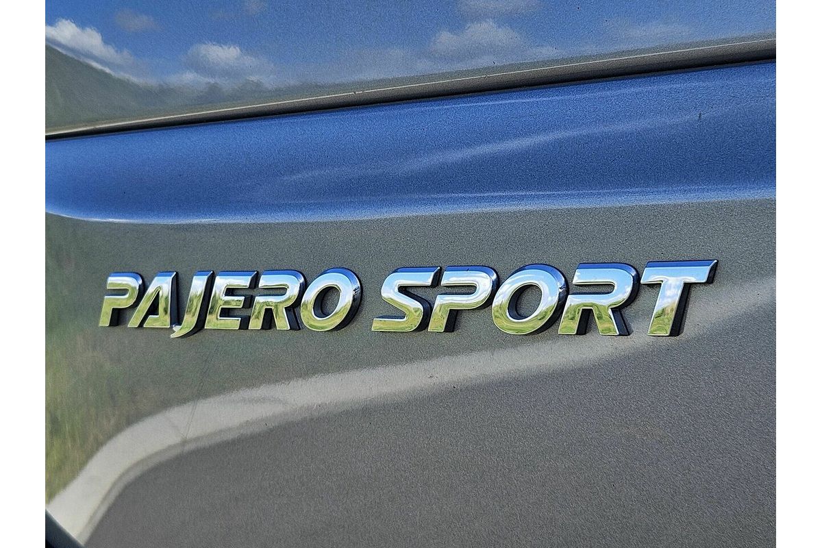 2016 Mitsubishi Pajero Sport GLX QE