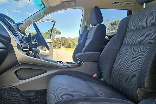 2016 Mitsubishi Pajero Sport GLX QE