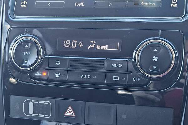 2016 Mitsubishi Pajero Sport GLX QE