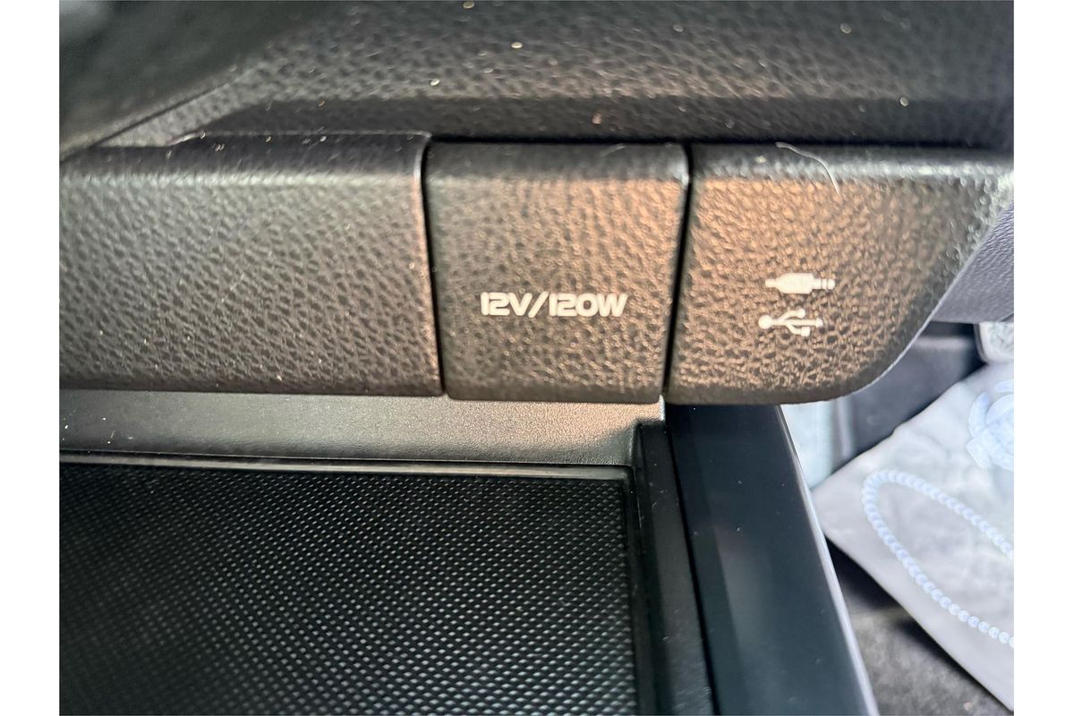 2019 Toyota Camry Ascent Sport AXVH71R