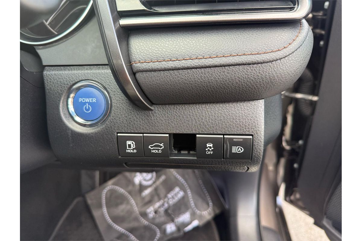 2019 Toyota Camry Ascent Sport AXVH71R