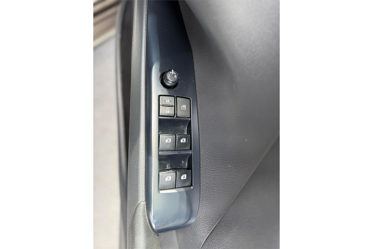 2019 Toyota Camry Ascent Sport AXVH71R