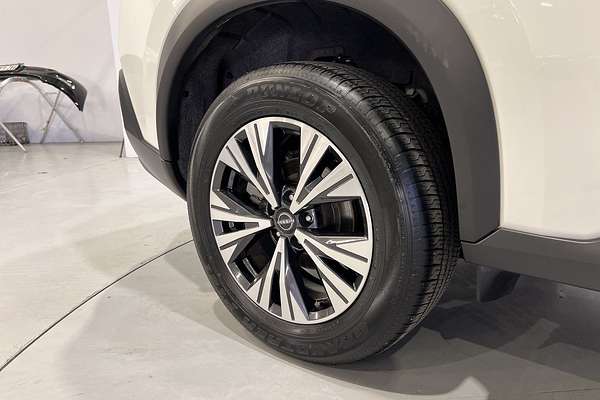 2023 Nissan X-TRAIL ST-L T33