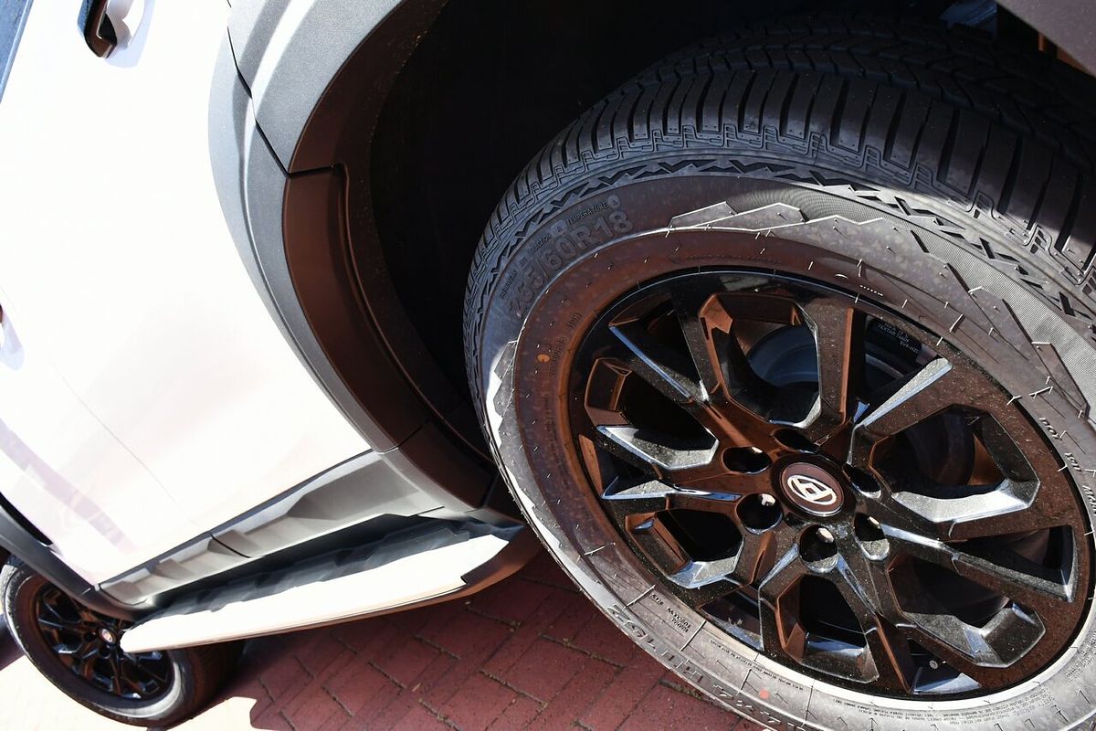 2025 LDV D90 Executive SV9A