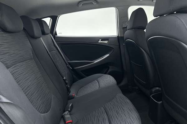 2018 Hyundai Accent Sport RB6