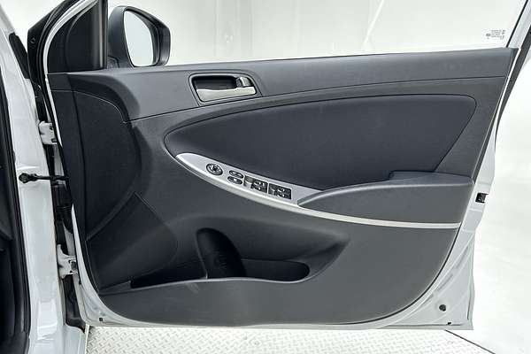 2018 Hyundai Accent Sport RB6