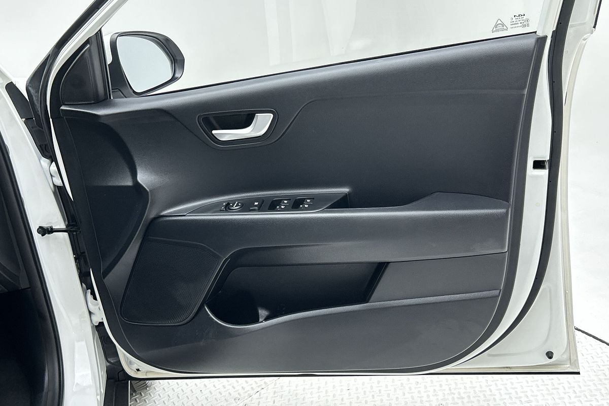 2023 Kia Stonic S YB