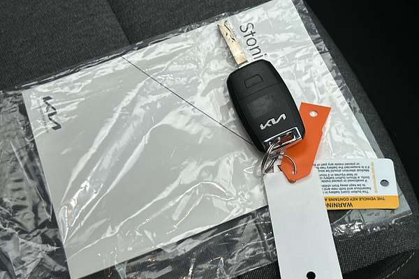 2023 Kia Stonic S YB