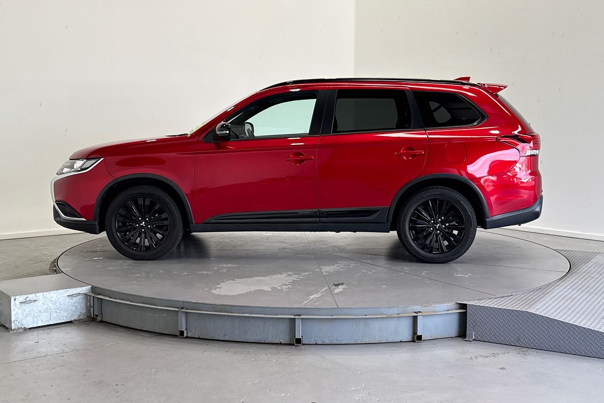 2021 Mitsubishi Outlander Black Edition ZL