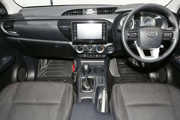 2025 Toyota Hilux SR GUN126R 4X4