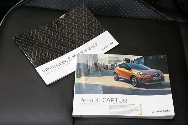 2022 Renault Captur Intens XJB
