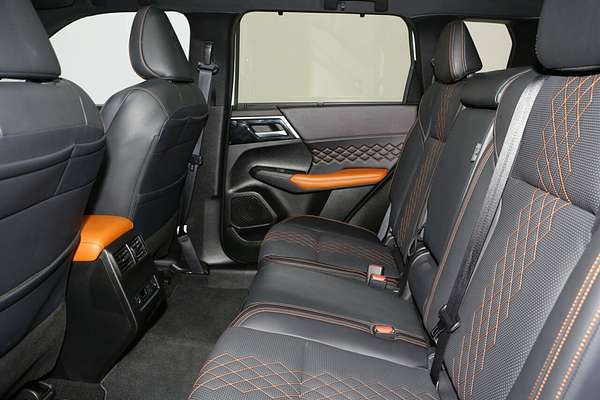 2024 Mitsubishi Outlander Exceed Tourer ZM