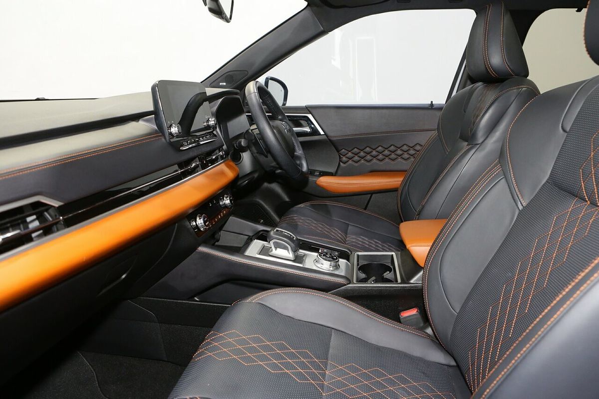 2024 Mitsubishi Outlander Exceed Tourer ZM