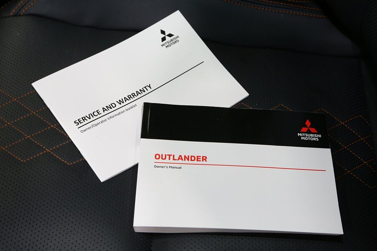 2024 Mitsubishi Outlander Exceed Tourer ZM