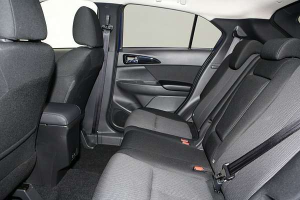 2024 Mitsubishi Eclipse Cross LS YB