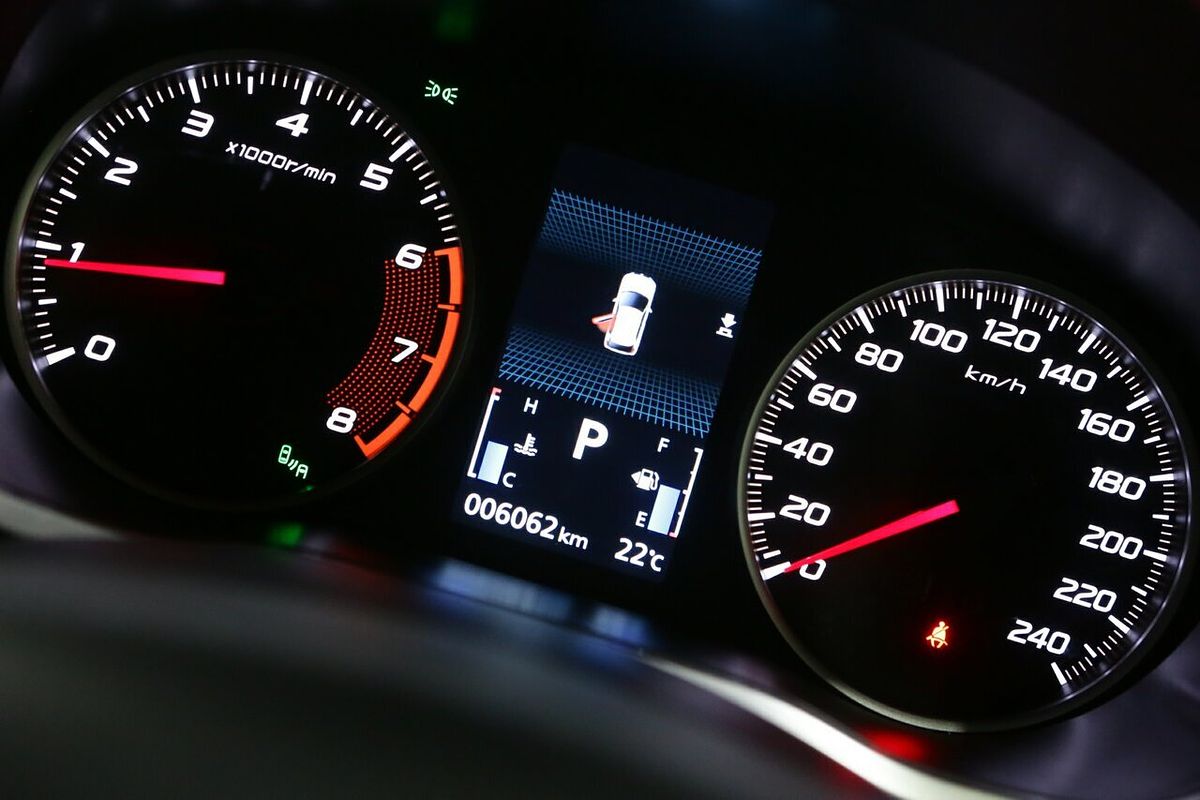 2024 Mitsubishi Eclipse Cross LS YB