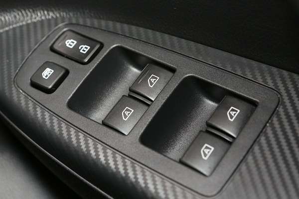 2024 Mitsubishi Eclipse Cross LS YB