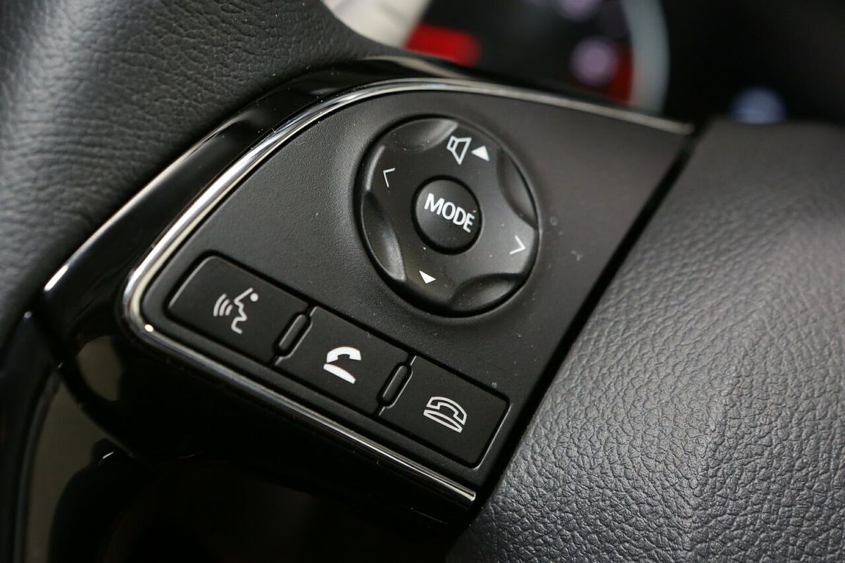 2024 Mitsubishi Eclipse Cross LS YB