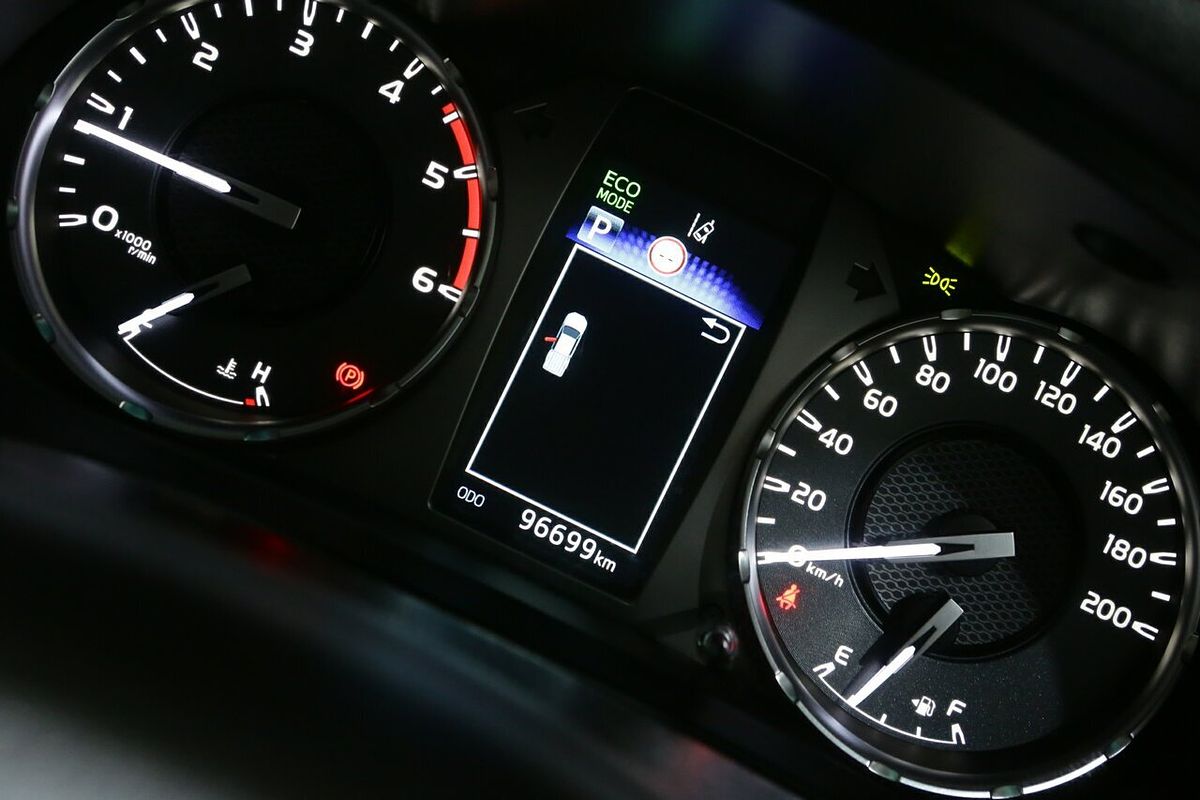 2020 Toyota Hilux SR5 GUN126R 4X4