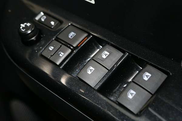 2020 Toyota Hilux SR5 GUN126R 4X4