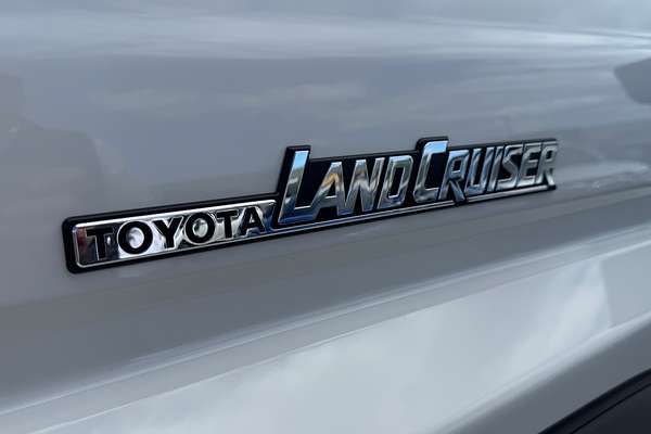 2024 Toyota Landcruiser GXL VDJL79R
