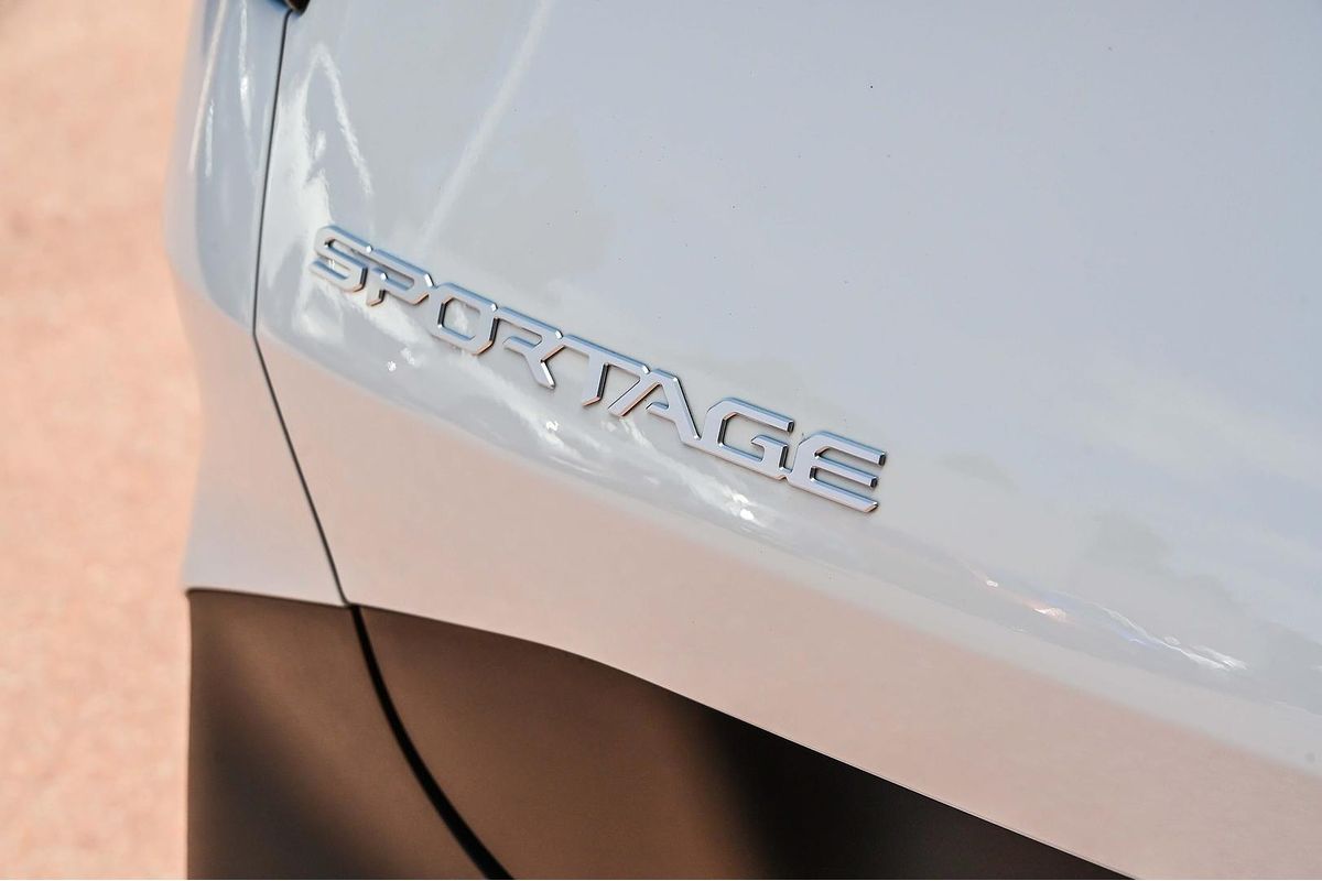 2024 Kia Sportage S NQ5