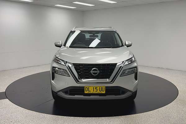 2024 Nissan X-TRAIL ST T33