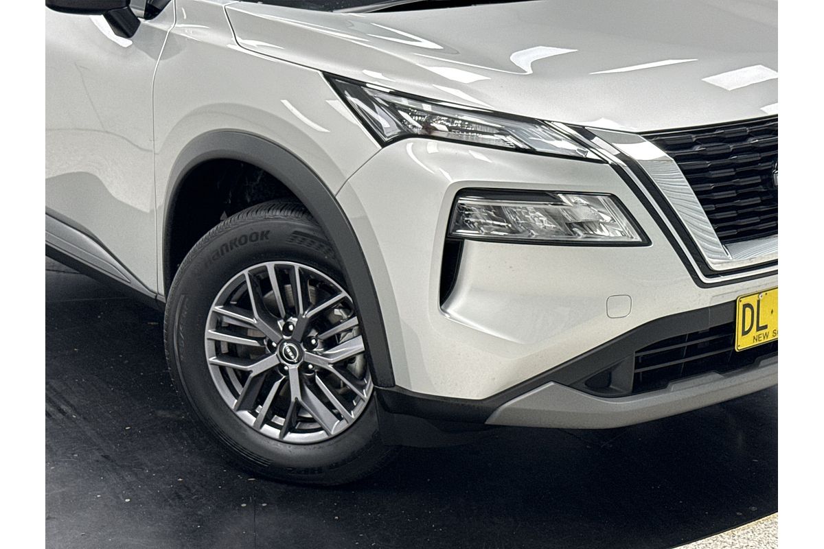 2024 Nissan X-TRAIL ST T33