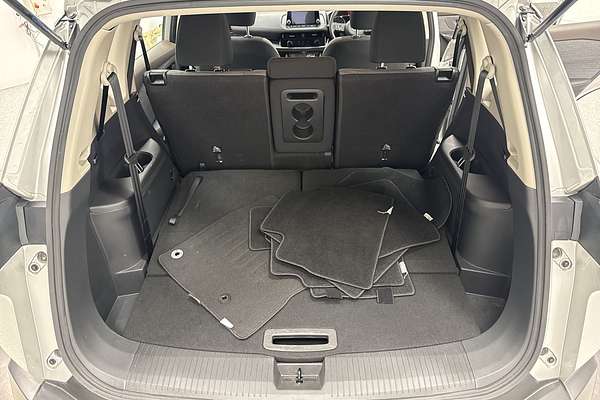 2024 Nissan X-TRAIL ST T33