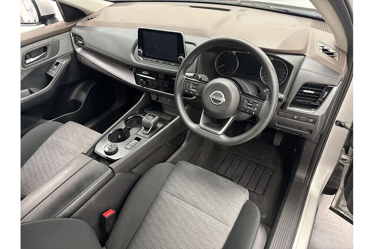 2024 Nissan X-TRAIL ST T33