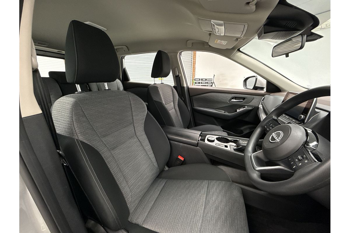 2024 Nissan X-TRAIL ST T33